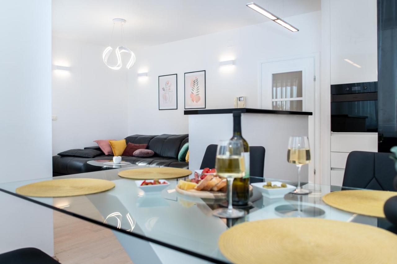Salvia Apartment With Private Jacuzzi Split Eksteriør bilde