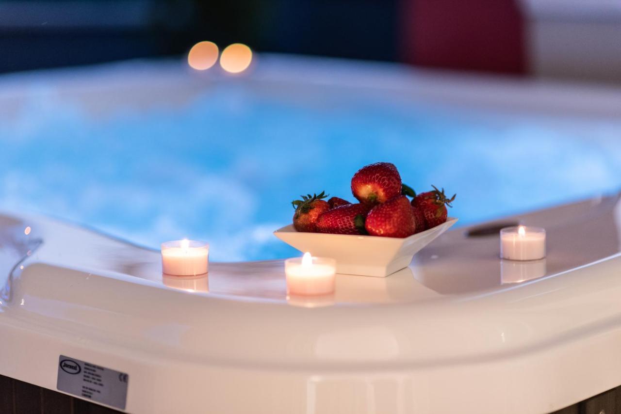 Salvia Apartment With Private Jacuzzi Split Eksteriør bilde