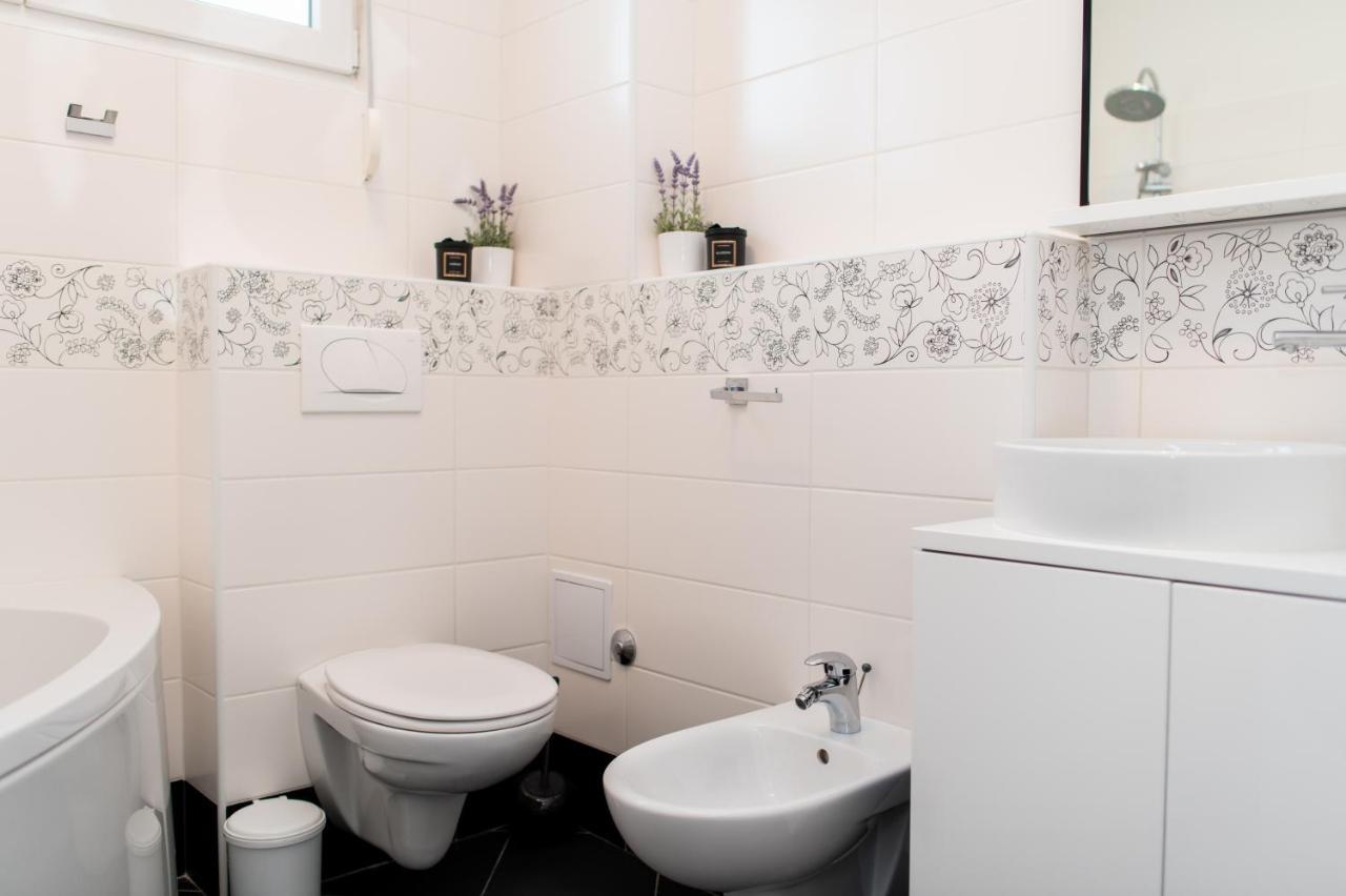 Salvia Apartment With Private Jacuzzi Split Eksteriør bilde