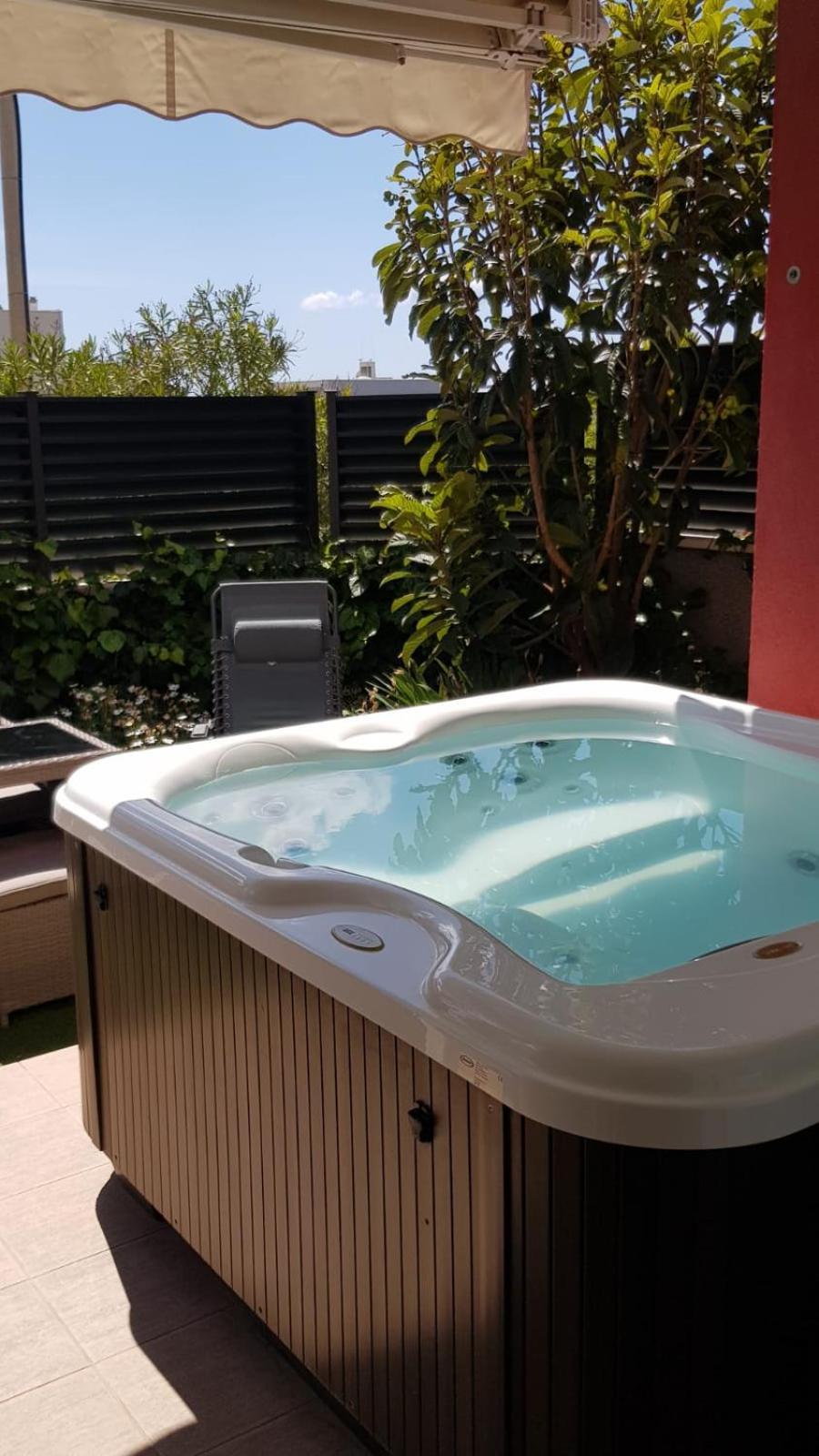 Salvia Apartment With Private Jacuzzi Split Eksteriør bilde