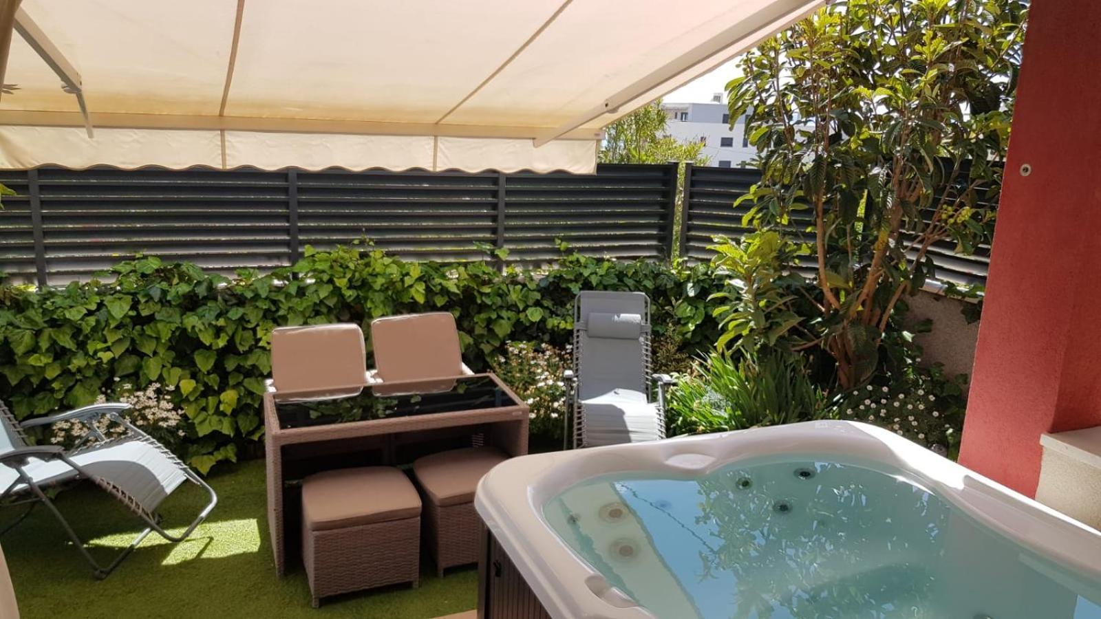 Salvia Apartment With Private Jacuzzi Split Eksteriør bilde