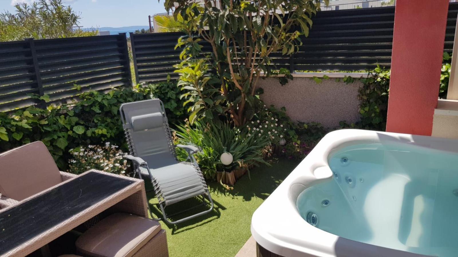 Salvia Apartment With Private Jacuzzi Split Eksteriør bilde